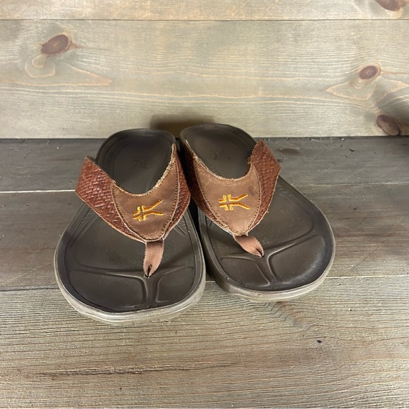 Kuru kala Mens size 8 sandals brown slip on comfort thong flip flop shoes - Picture 5 of 8